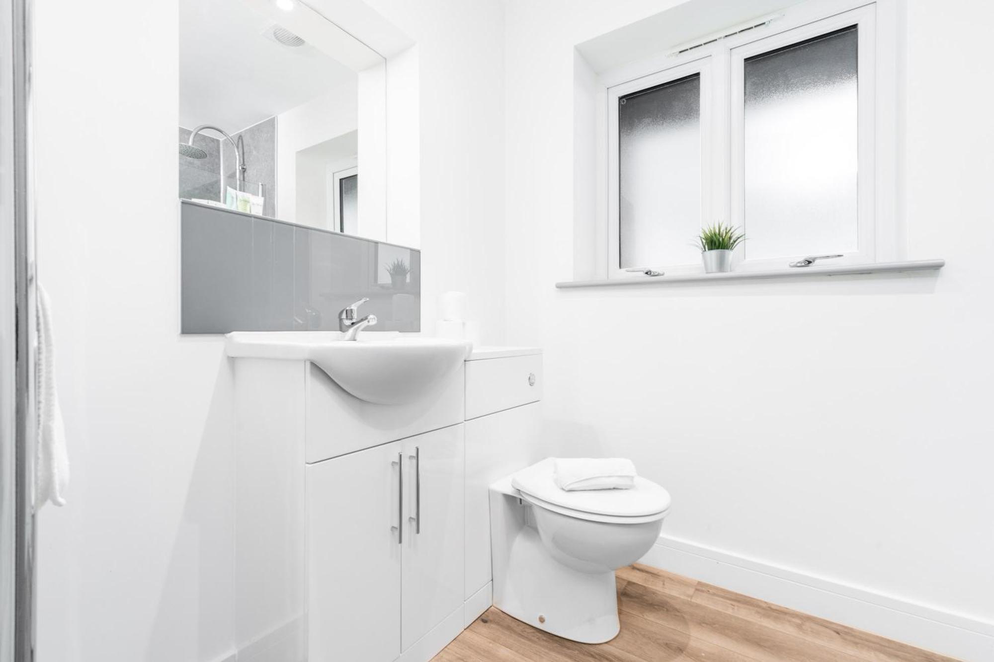 Stylish 2 Bedroom Apartment - Balcony - Secure Parking - Top Rated - 5Mc Birmingham Buitenkant foto